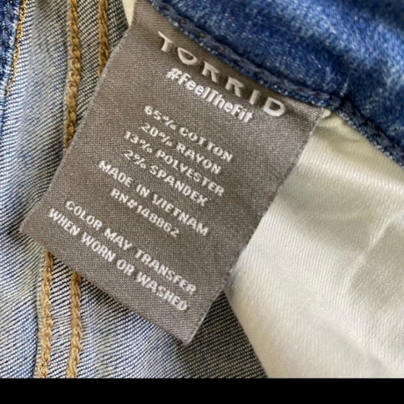 Torrid Midfit super skinny jeans 22r - Picture 4 of 4